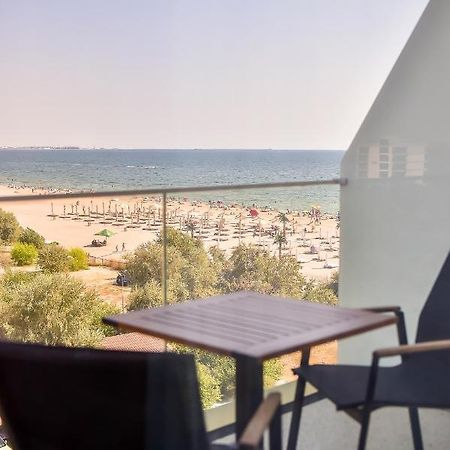 White Tower Private Apartment Beach View Mamaia Bagian luar foto
