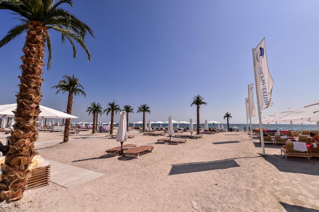 White Tower Private Apartment Beach View Mamaia Bagian luar foto