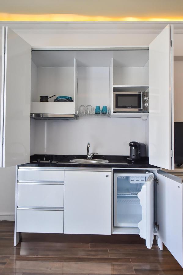 White Tower Private Apartment Beach View Mamaia Bagian luar foto